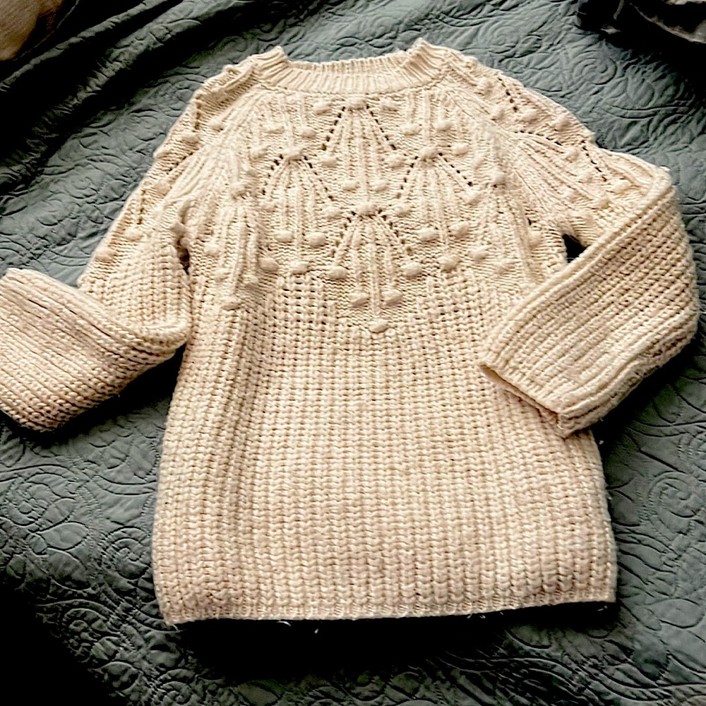 Zara Kids  size 11-12 cream colored sweater